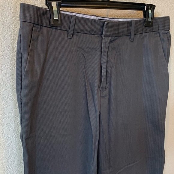 Gap Tailored Straight Fit Striped Grey Khakis - Picture 3 of 7